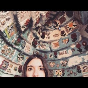 Meet your Posher, Laura